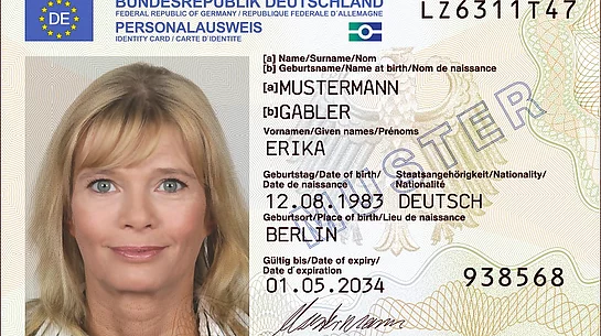 Vorderseite des Personalausweises mit Online-Ausweisfunktion